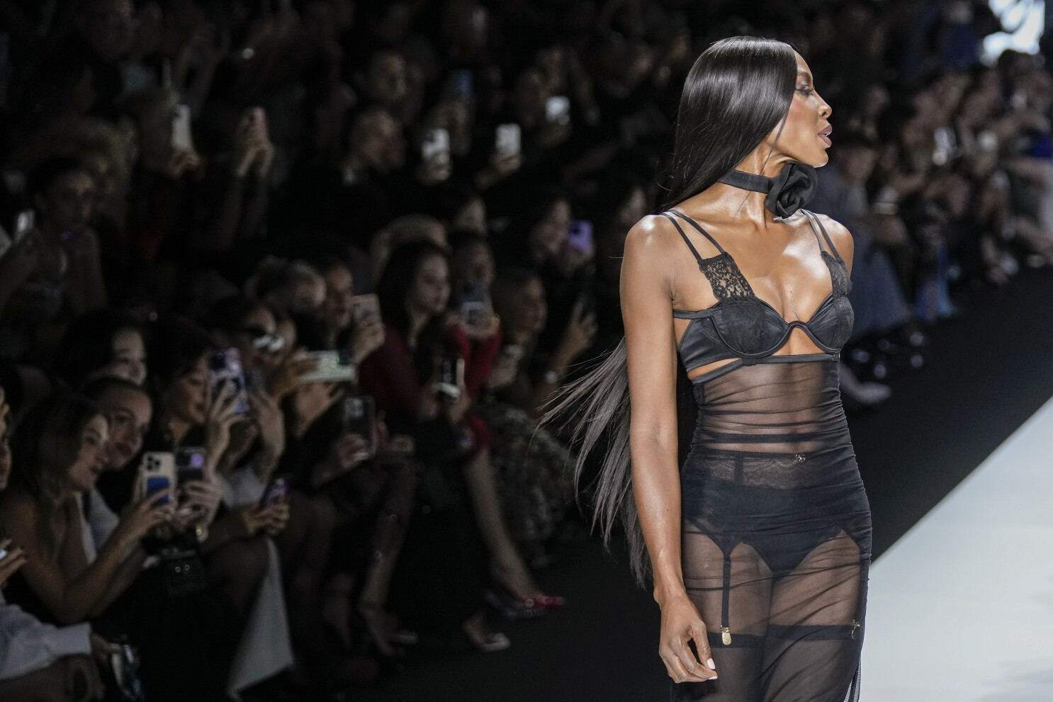 MILAN FASHION PHOTOS: Naomi stuns Dolce&Gabbana in collection highlighting lingerie | AP News