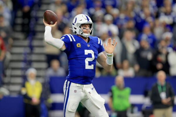 Surging Colts, struggling Cardinals meet on Christmas Day