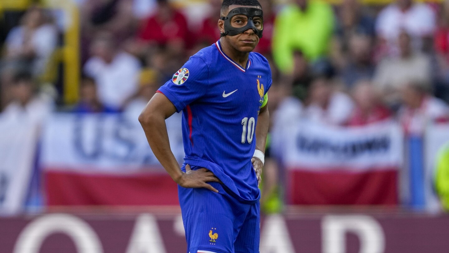 Euro 2024: Buurlanden Frankrijk en België ontmoeten elkaar in een zwaargewichtwedstrijd, waarbij Mbappé nog steeds een masker draagt