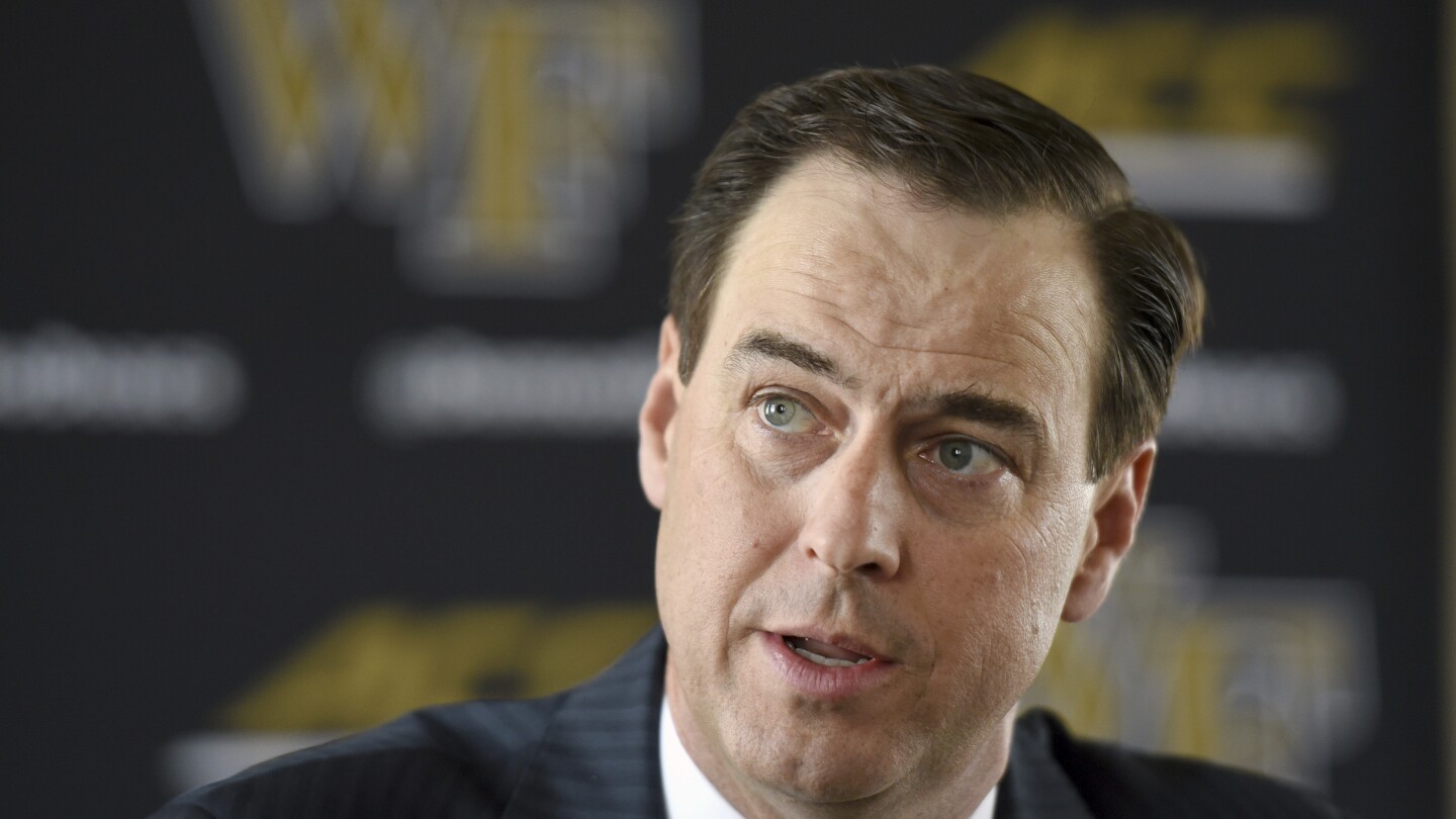 Wake Forest замества отмененото пътуване до Ole Miss със серия дома и дома срещу щата Орегон 