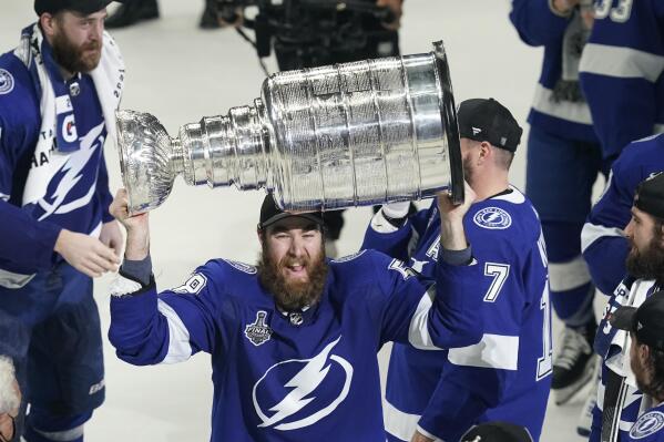 Tampa Bay Lightning repeat as Stanley Cup champions with Game 5