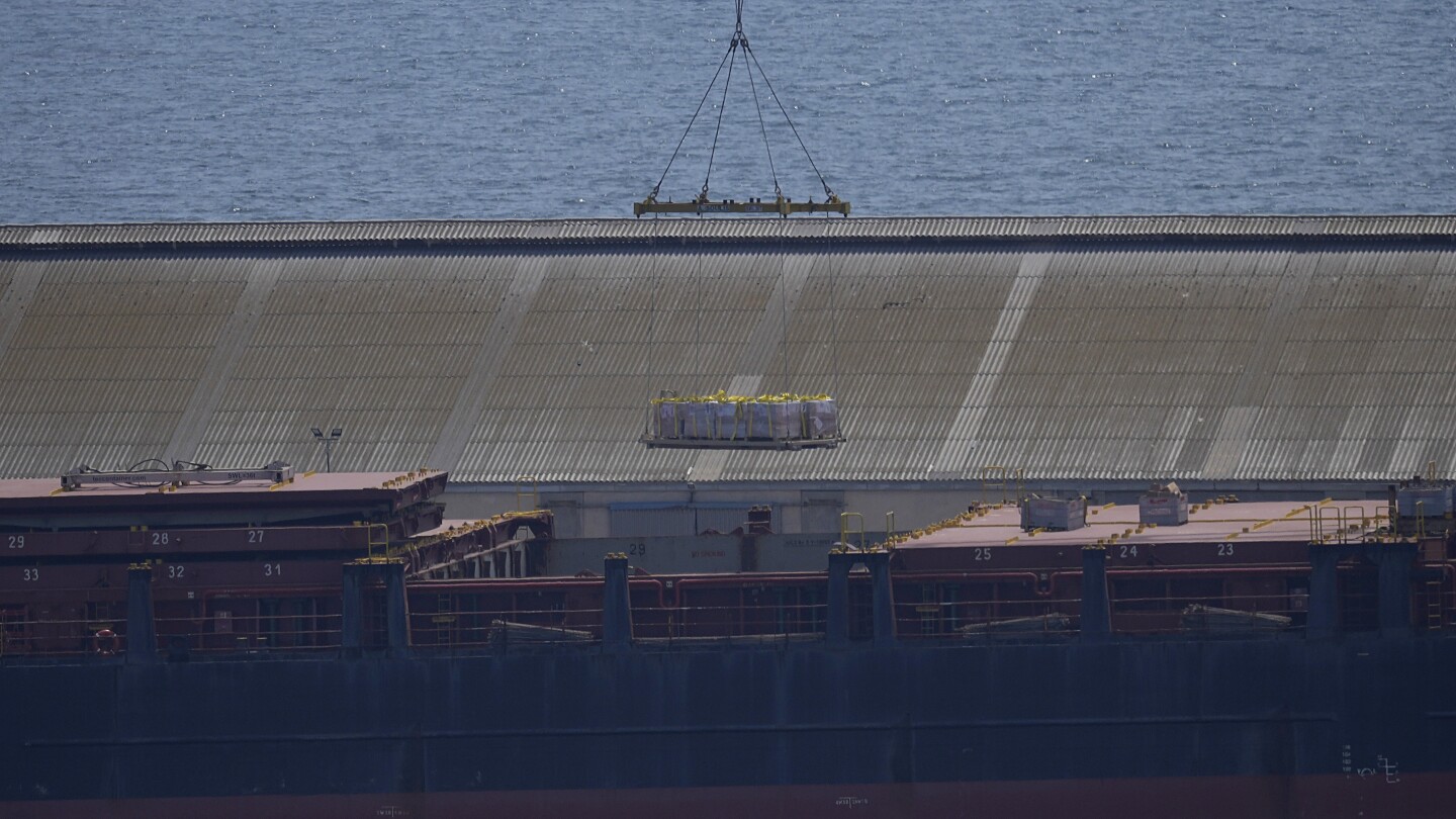 First cargo of assist to the US-built floating pier in Gaza departs from Cyprus