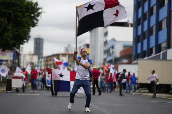 Panama president signs into law a moratorium on new mining 