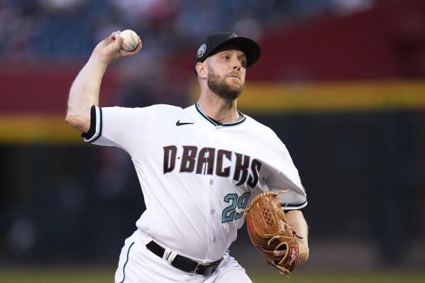 Corbin Burnes outduels Merrill Kelly, Milwaukee Brewers top