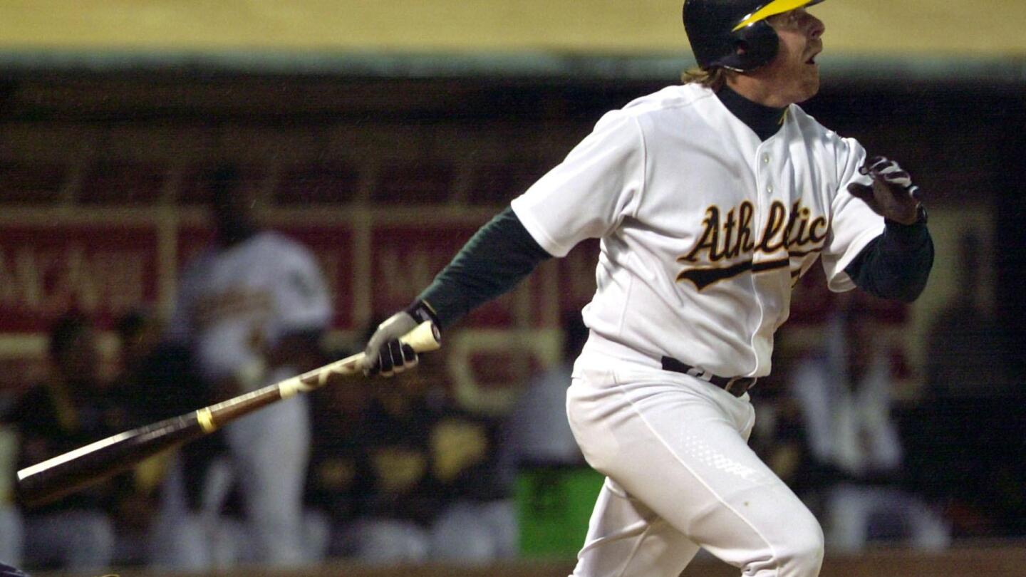 Former MLB star Jeremy Giambi died by suicide, medical examiner says