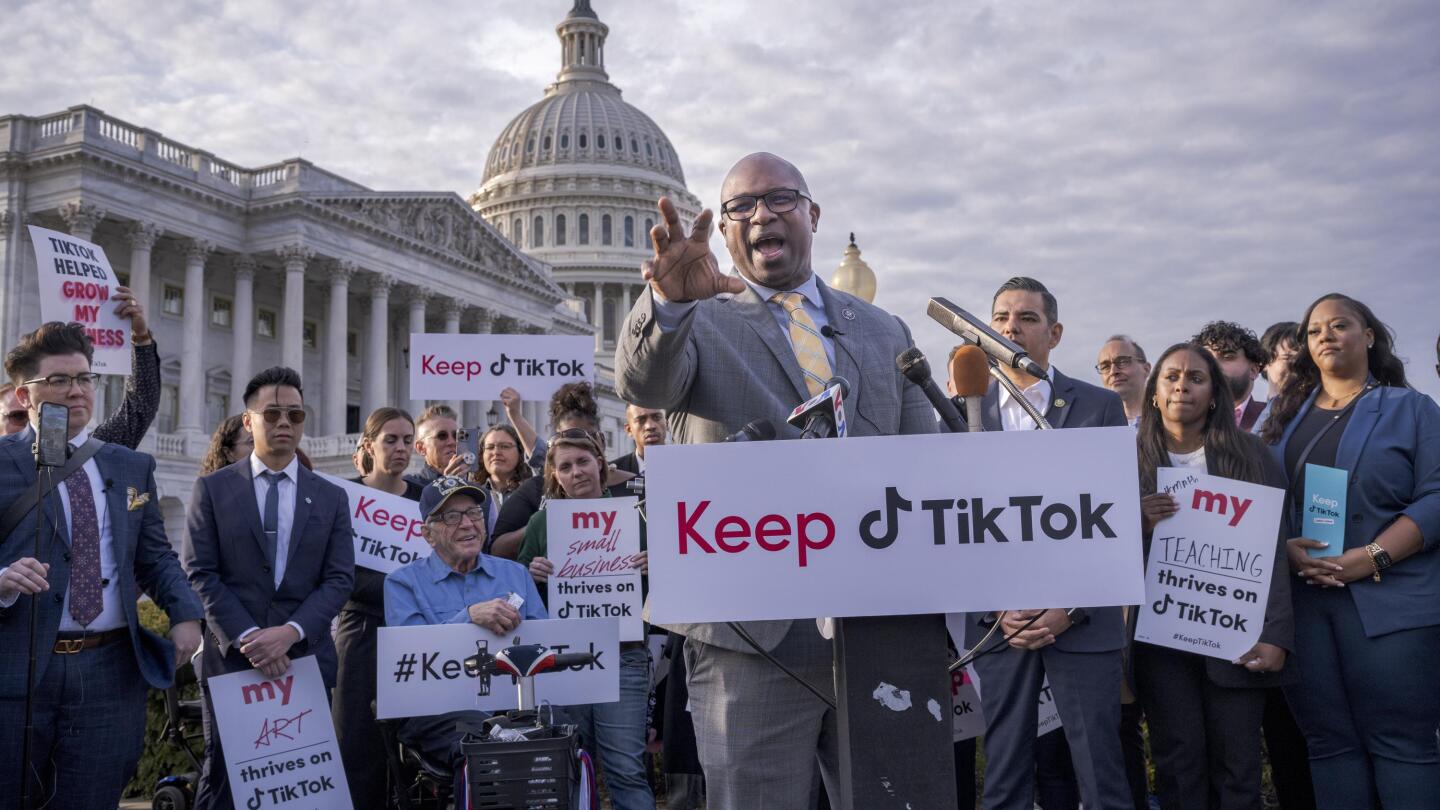 Members of Congress sign up for TikTok, despite security concerns - New  Jersey Monitor