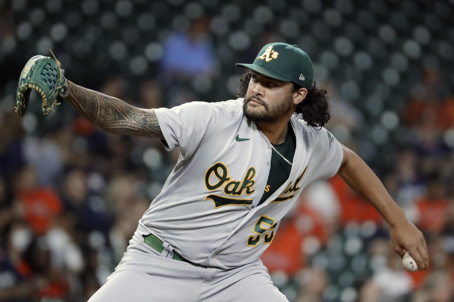 Padres acquire LHP Sean Manaea in trade with Athletics