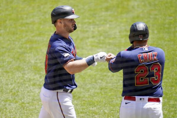 Naquin hits inside-the-park walk-off homer 