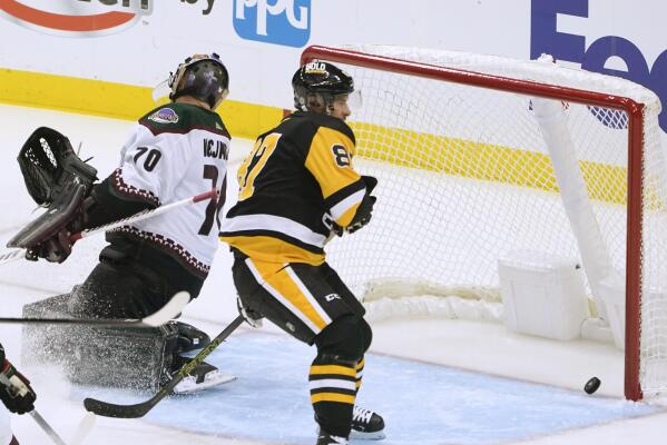 Penguins beat Coyotes in season-opener as Sidney Crosby collects 3 points