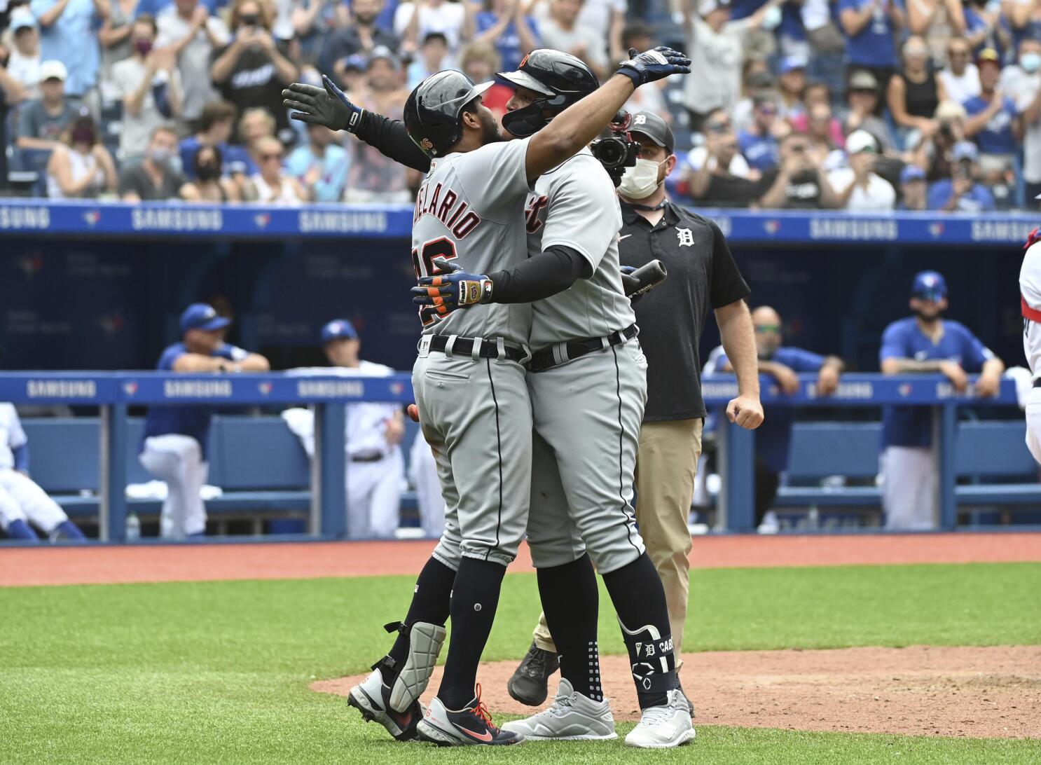 Tigers allow five homers against Blue Jays in fifth straight loss