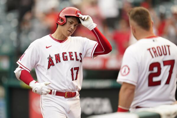 Shohei Ohtani, Mike Trout introduced in LA Angels home opener
