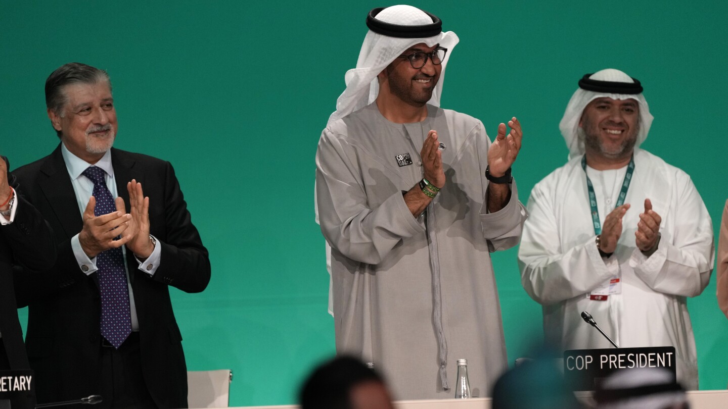 Саммит COP28: делегаты согласились «отойти» от ископаемого топлива