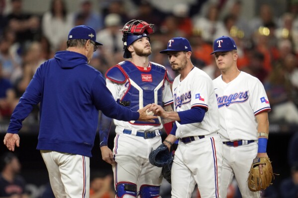 Rowdy Tellez drives in 8 runs as Brewers embarrass hapless Reds 18-4