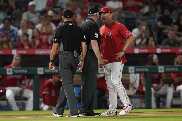 Angels bench coach Ray Montgomery brings a new perspective to