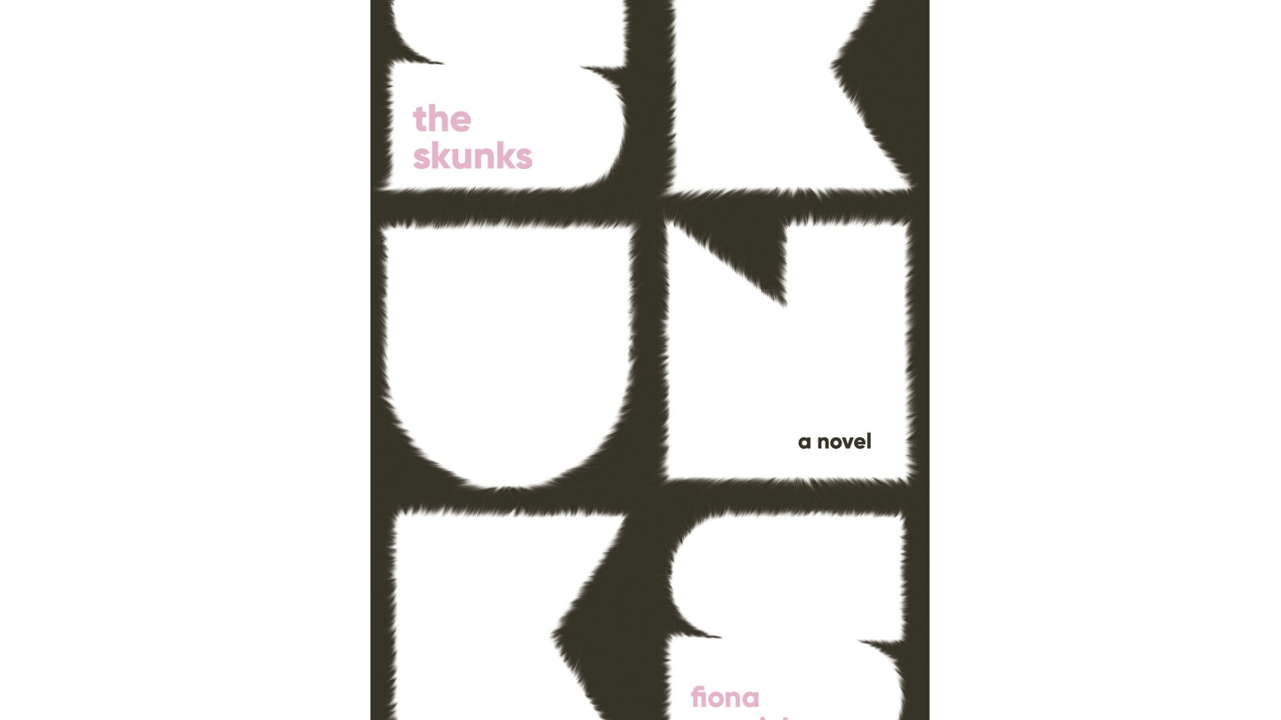 Рецензия на книгата: Възрастването се среща с кризата на четвъртия живот в амбициозния дебют на Фиона Уорник „The Skunks“