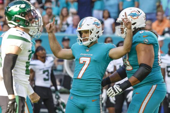 A stunner: Miami wins 2nd straight, tops Ravens 22-10
