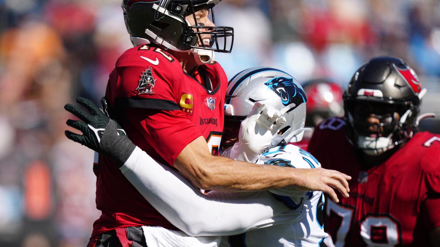 NFL roundup: Panthers stun Tom Brady, Bucs