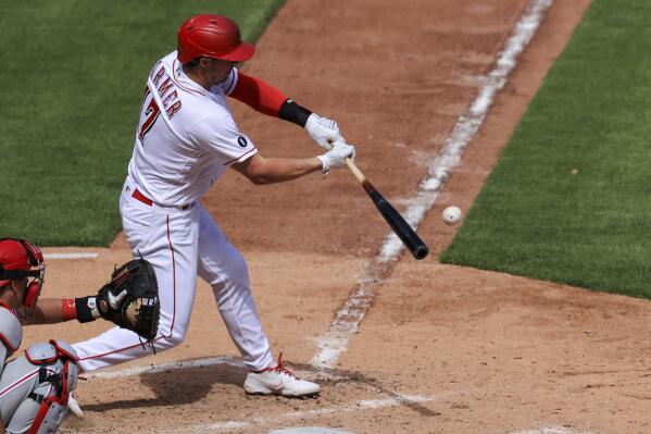 Kyle Farmer hit by pitch., 07/28/2021