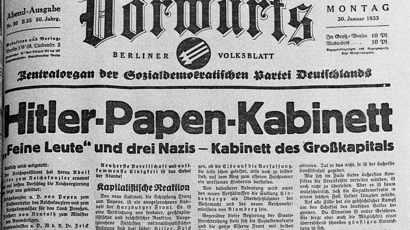 Днес в историята:На 30 януари 1933 г. Адолф Хитлер става