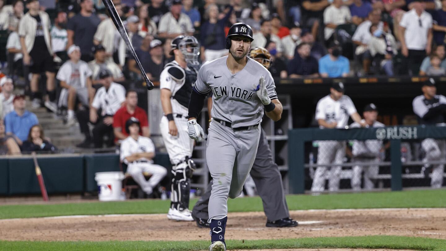 Baseball news 2021: Australian pitcher Liam Hendriks to play at Field of  Dreams, Chicago White Sox vs New York Yankees