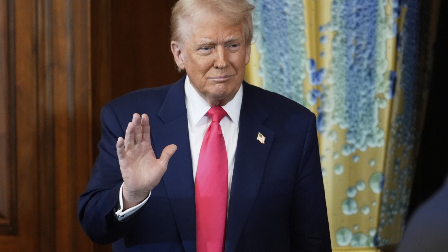 Trump to Unveil Auto Tariffs During White House News Conference