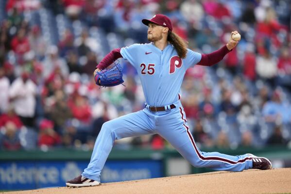 Strahm strong, Clemens' single lifts Phillies to 1-0 win