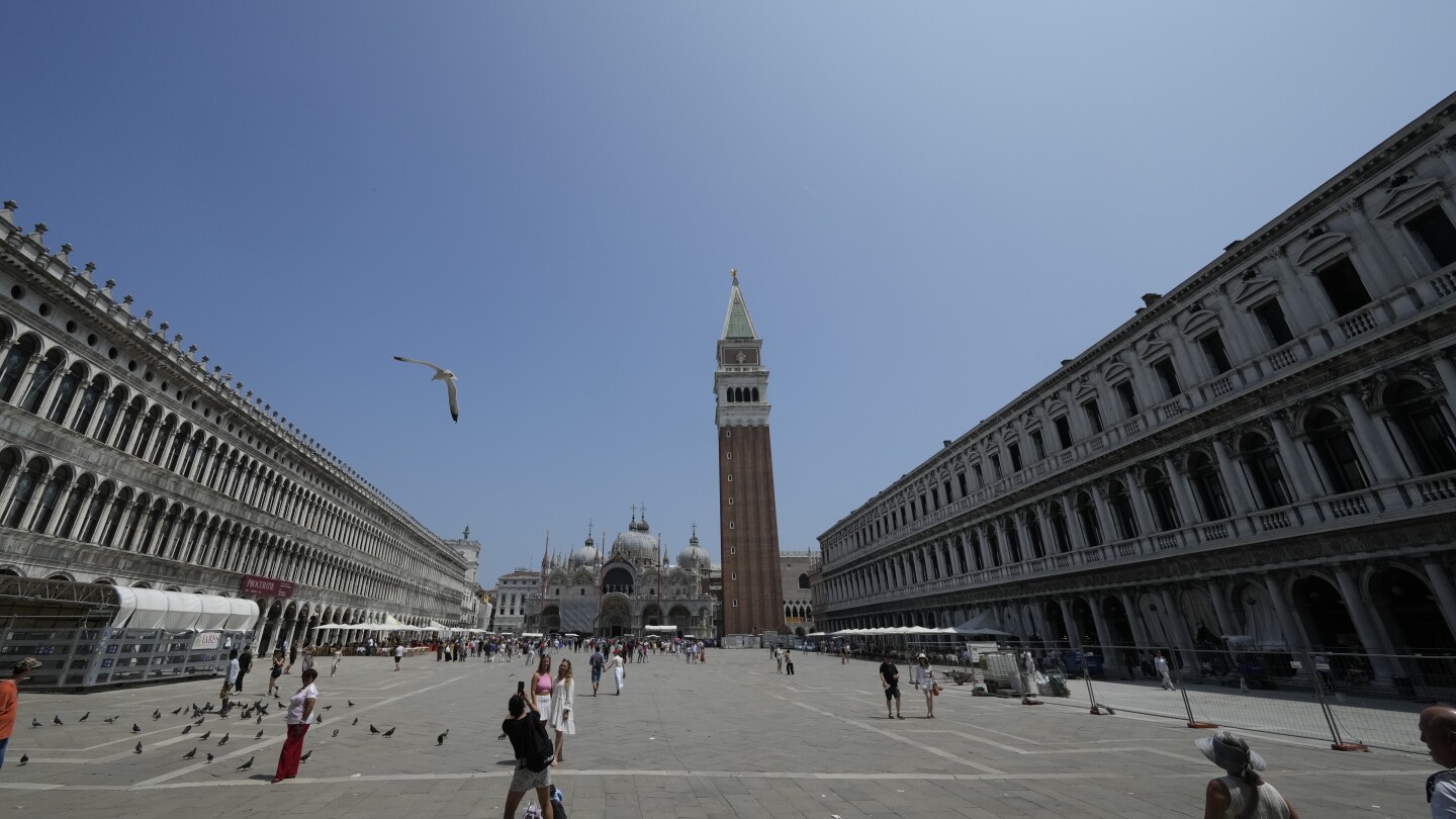 Jeff Bezos and Lauren Sanchez to focus on Venice’s artisanal heritage throughout upcoming nuptials
