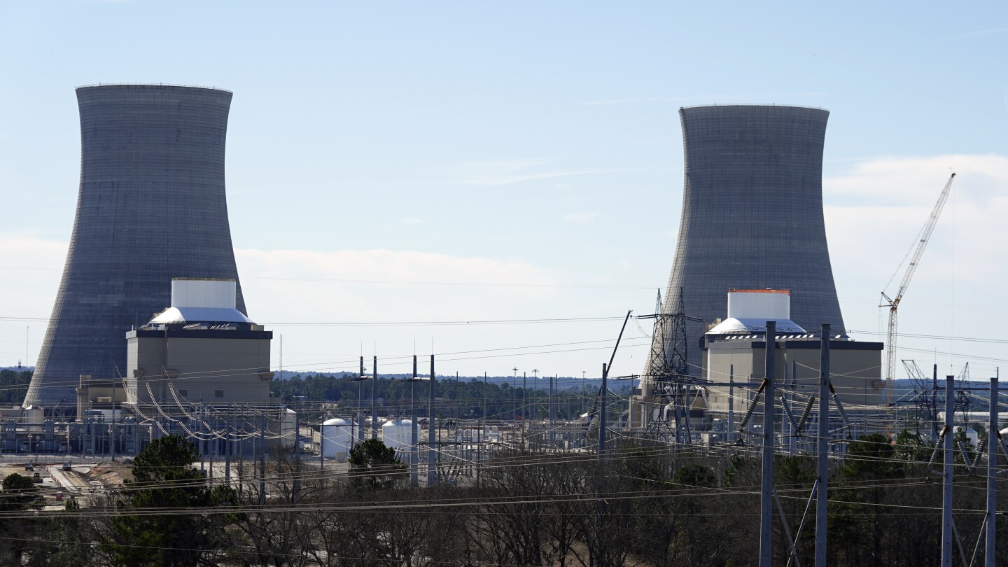 Регулаторите одобриха сделката за плащане на новите ядрени реактори на Georgia Power
