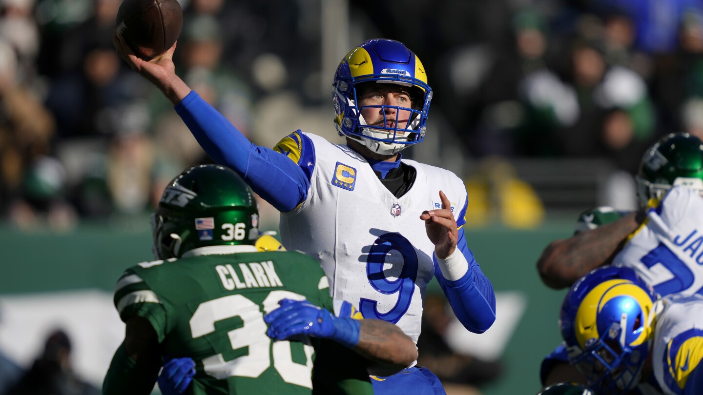 Rams Face Cardinals in NFC West Showdown