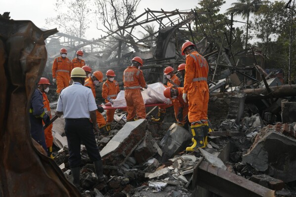 Πυρκαγιά σε εργοστάσιο στη Νότια Κορέα: Τουλάχιστον 16 άνθρωποι σκοτώθηκαν.  Σε εξέλιξη επιχείρηση διάσωσης