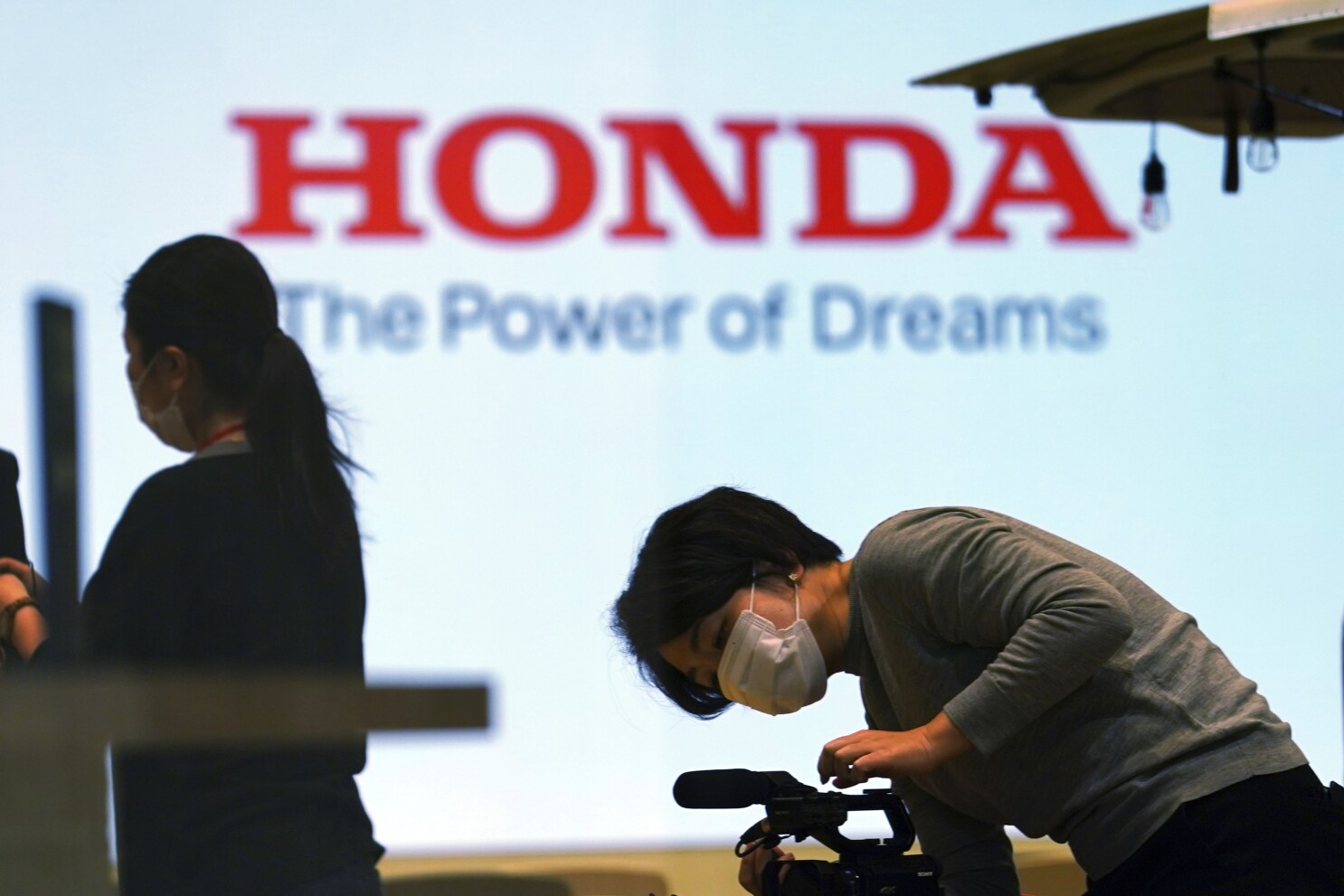 Japan's Honda projects plummeting profits due to Trump's tariffs