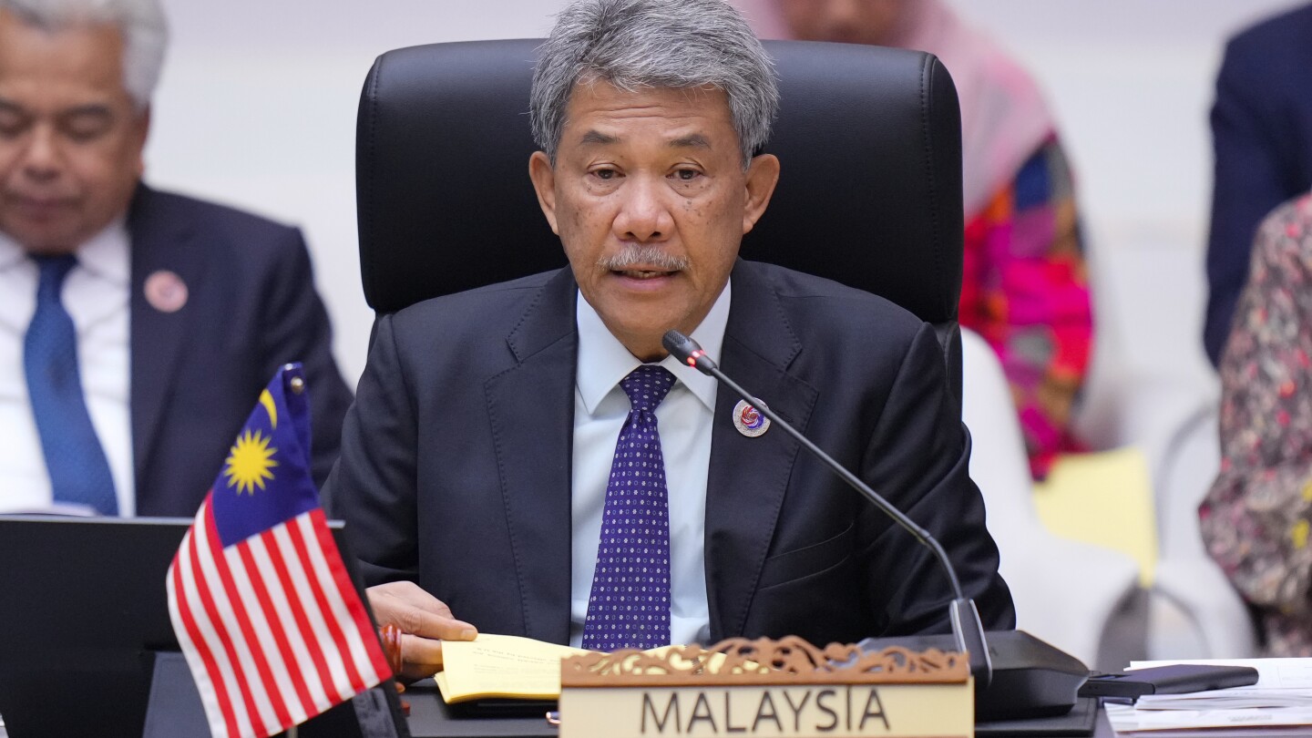 ASEAN must deepen integration to tackle US tariffs, Malaysia says