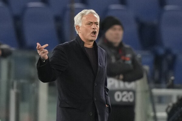 Roma's head coach Jose Mourinho calls out to his players during a UEFA Europa League group G soccer match between Roma and Sheriff, at Rome's Olympic Stadium, Thursday, Dec. 14, 2023. (AP Photo/Andrew Medichini)