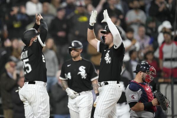Robert homers for fourth straight game, White Sox beat Guardians