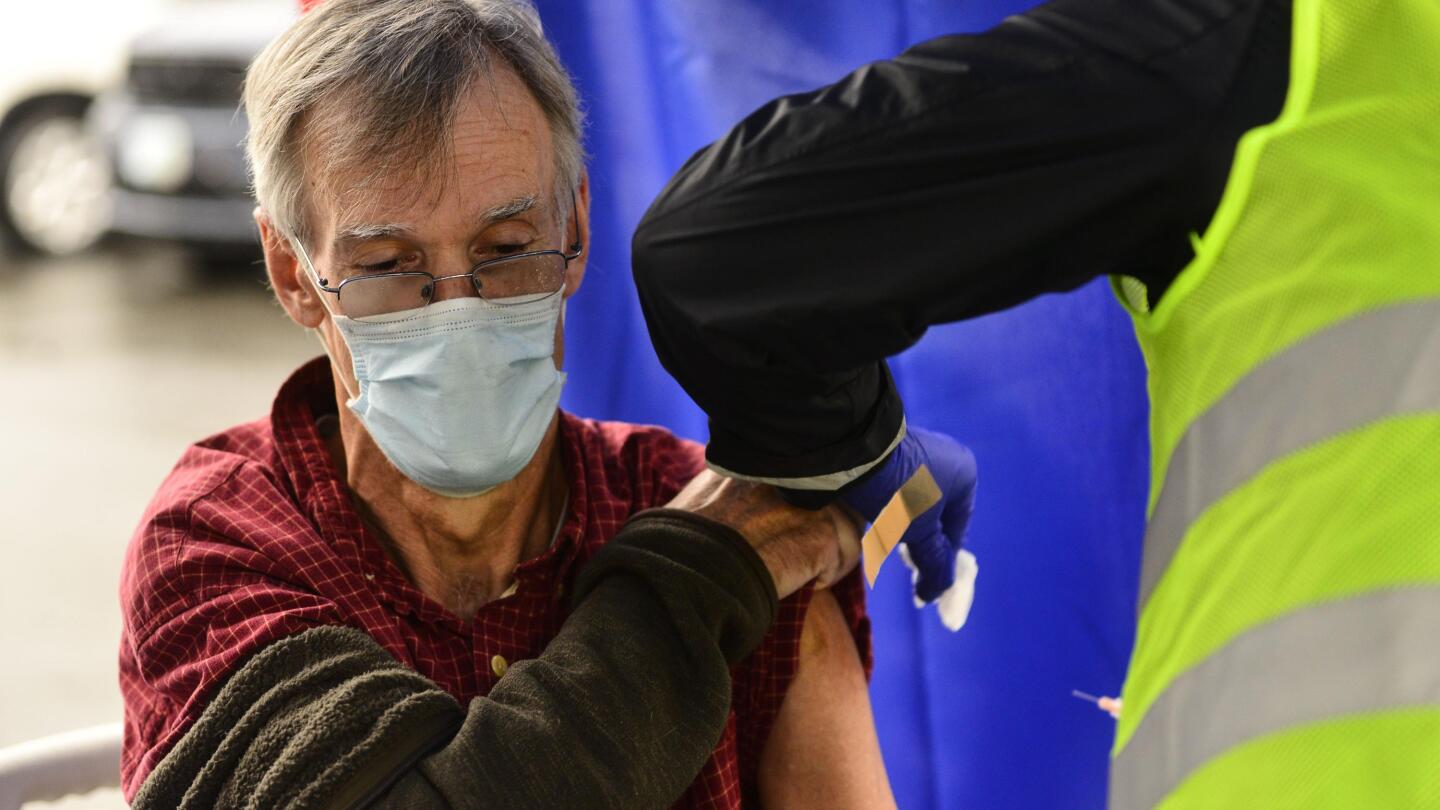 CDC panel recommends US seniors get souped-up flu vaccines