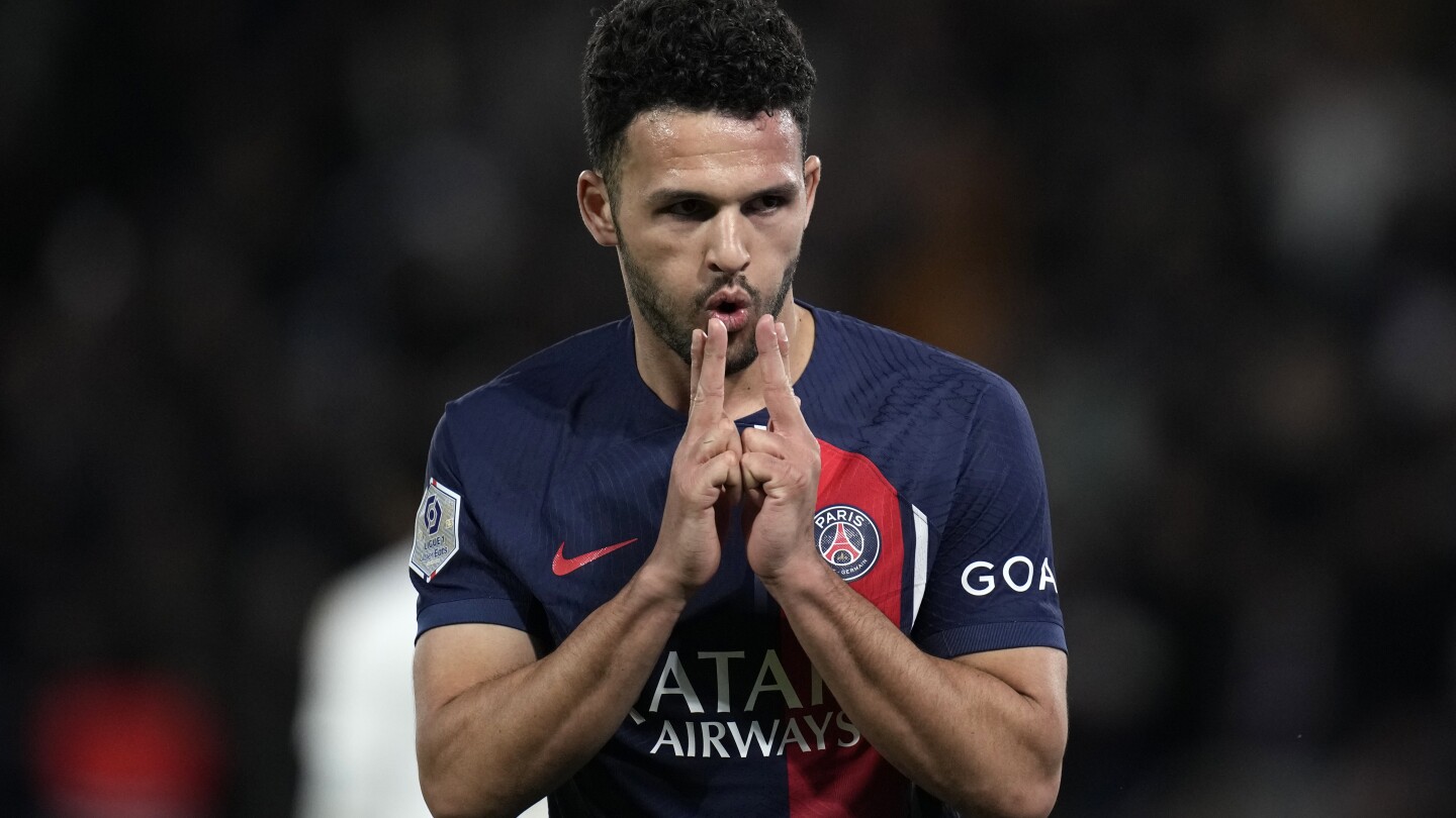 PSG striker Gonçalo Ramos needs surgery for ankle injury and is set to be  out for 3 months | AP News