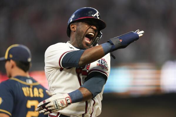 M-V-Free! Freeman HR sends Braves to NLCS, 5-4 over Brewers