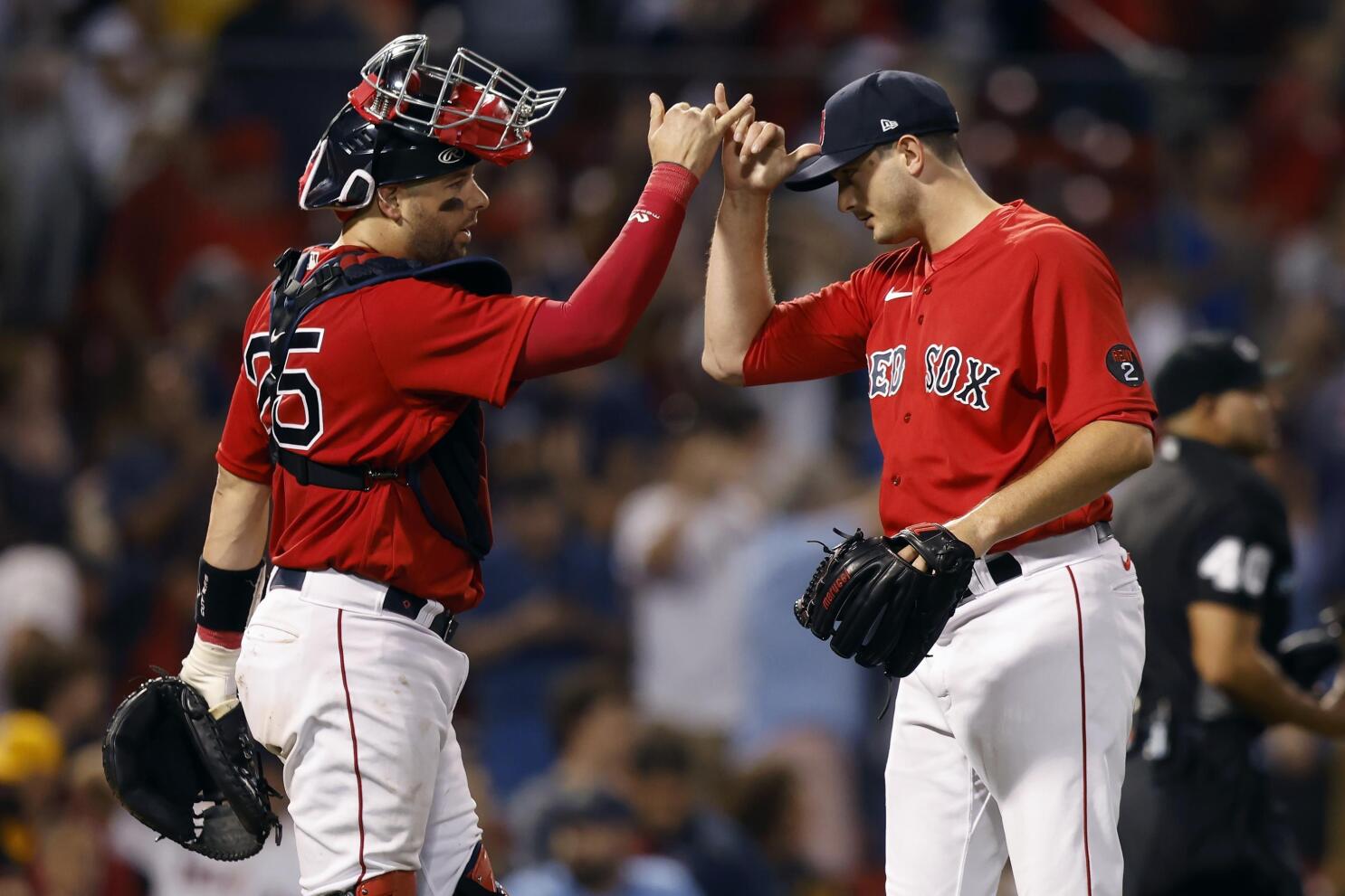 Bogaerts homers to help Boston salvage split with Guardians