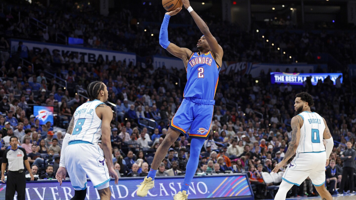 Thunder Clinch No. 1 Seed, Defeat Hornets 141-106