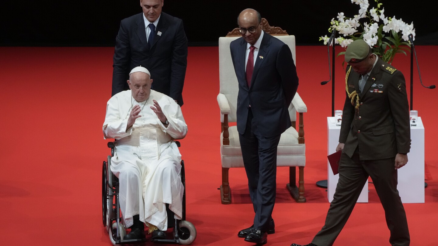 Pope Francis Completes Asia Trip in Singapore
