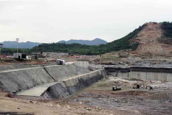 FILE - Construction work takes place, at the site of the Grand Ethiopian Renaissance Dam near Assosa, Ethiopia on June 28, 2013. Egypt, Ethiopia and Sudan resumed their years-long negotiations Sunday Aug. 27, 2023 over the controversial dam Ethiopia is building on the Nile River’s main tributary, officials said. (AP Photo/Elias Asmare, File)