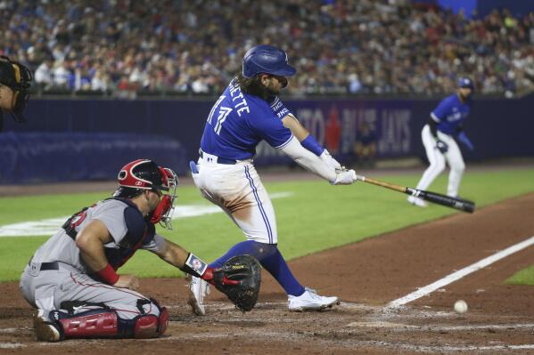 Blue Jays hit inside-the-park grand slam in historic rout of Red Sox