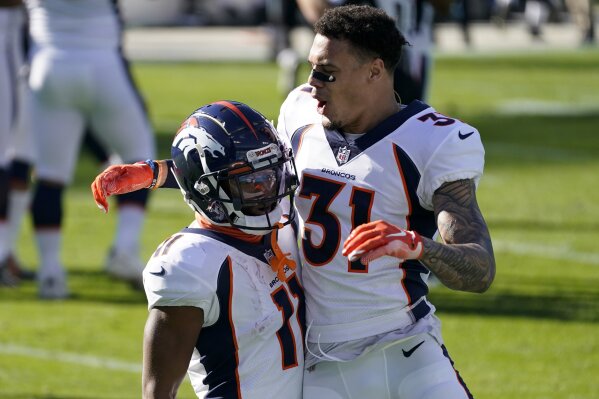 Denver Broncos: Team has poor record in alternate uniforms since 2020