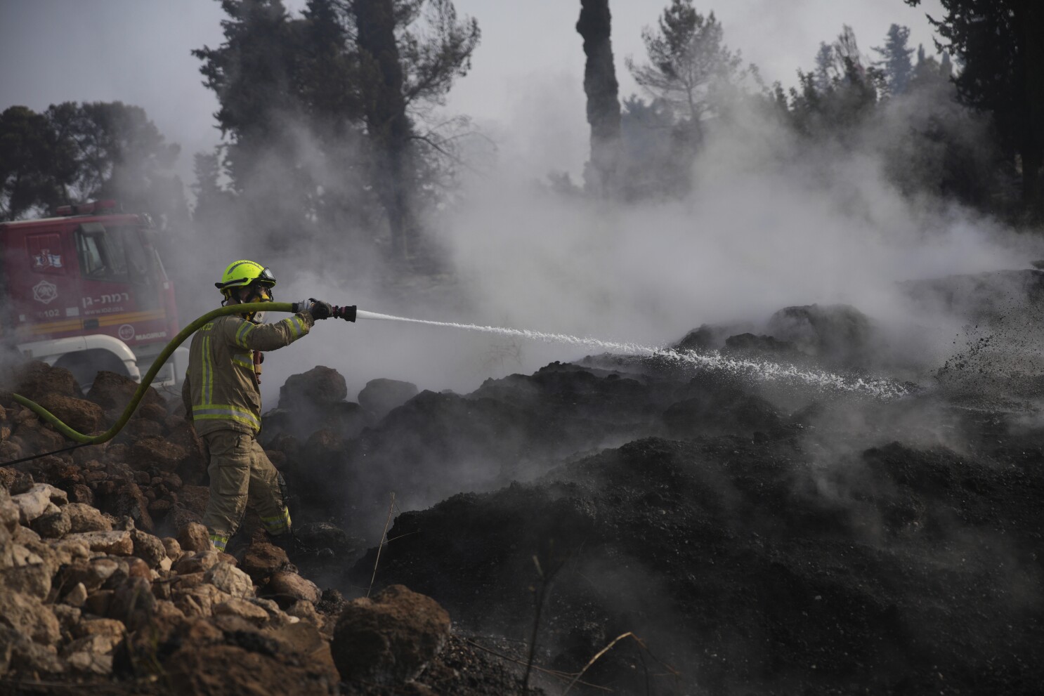 Several countries sending firefighting planes to Israel to help tackle major wildfire