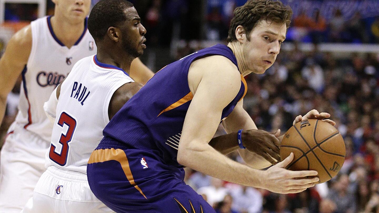 Suns mengesankan dengan kemenangan besar di Clippers