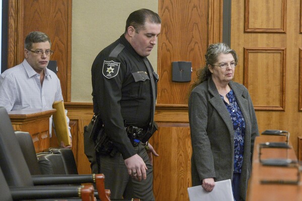 Teenager Reveals Harsh Life in Trial Against Adoptive Parents Accused of Neglect and Forced Labor
