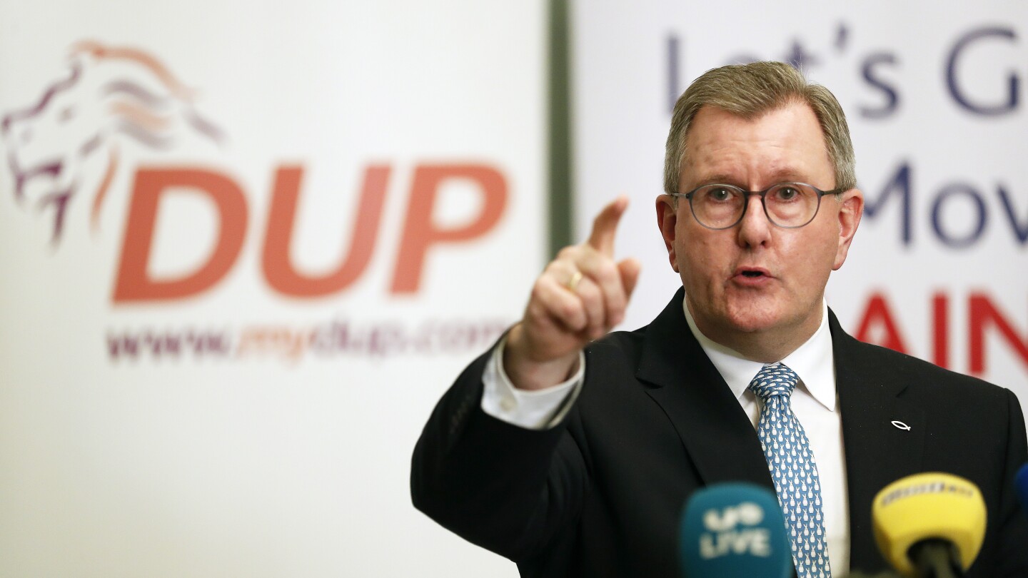 Irlande du Nord : le DUP accepte de mettre fin à un boycott de 2 ans
