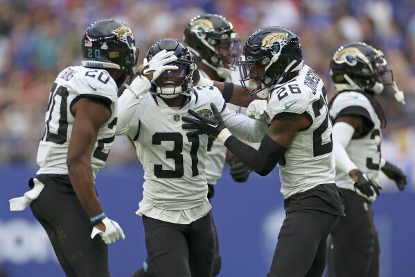 NFL on X: Going across the pond with the Denver Broncos and the  Jacksonville Jaguars 