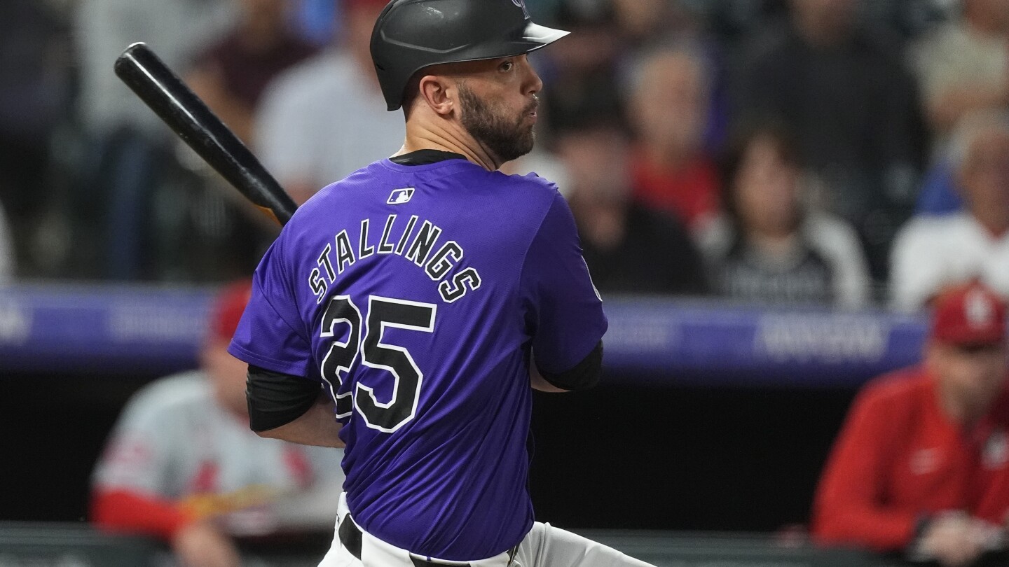 Rockies Sign Stallings to One-Year Contract