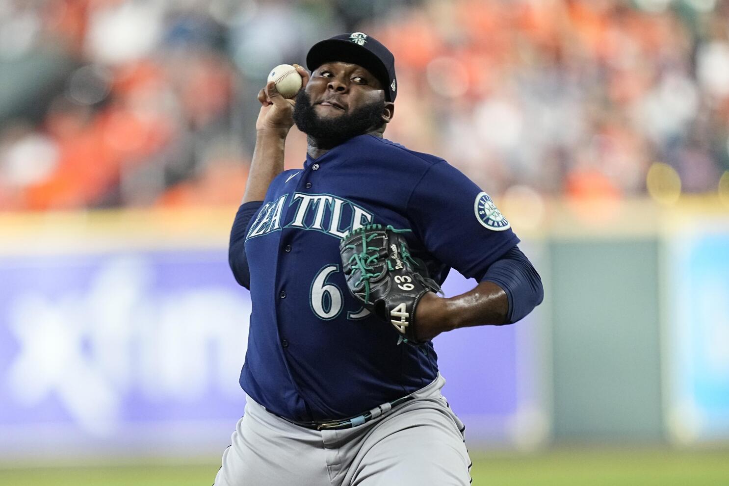 Mariners Agree to Terms with Three Arbitration Eligible Players